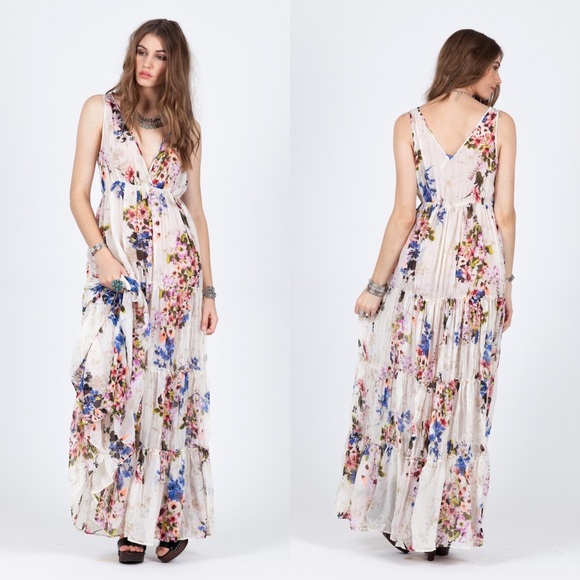 RAGA Feeling Floral Tiered Maxi Dress - Picture 2 of 8